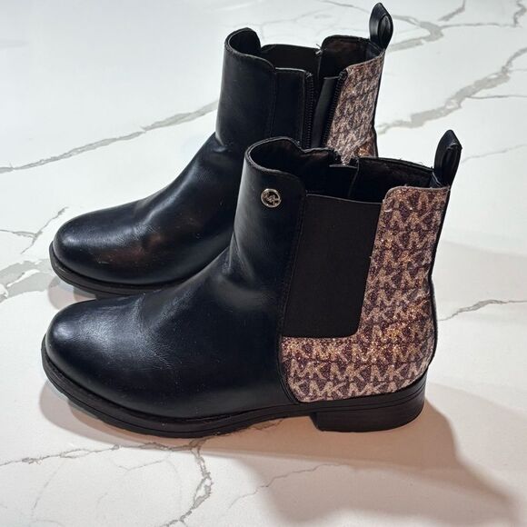 Michael Kors | MK Arabella Girls Booties Ankle Boots Fashion Shoes Kids Size 3 - Picture 2 of 15
